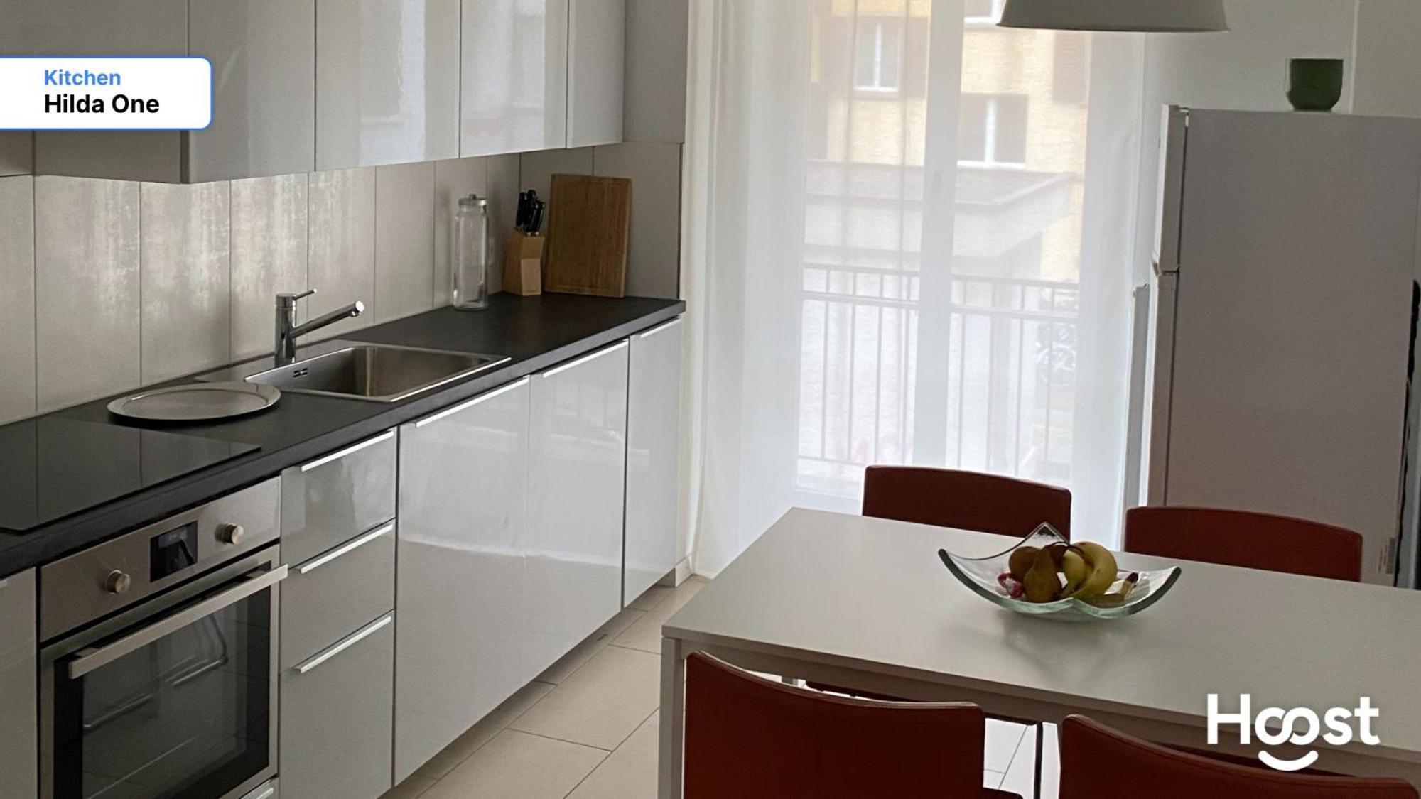 H1 With 4,5 Room, Bathroom, Kitchen, Central, Quiet & Modern With Office 취리히 외부 사진