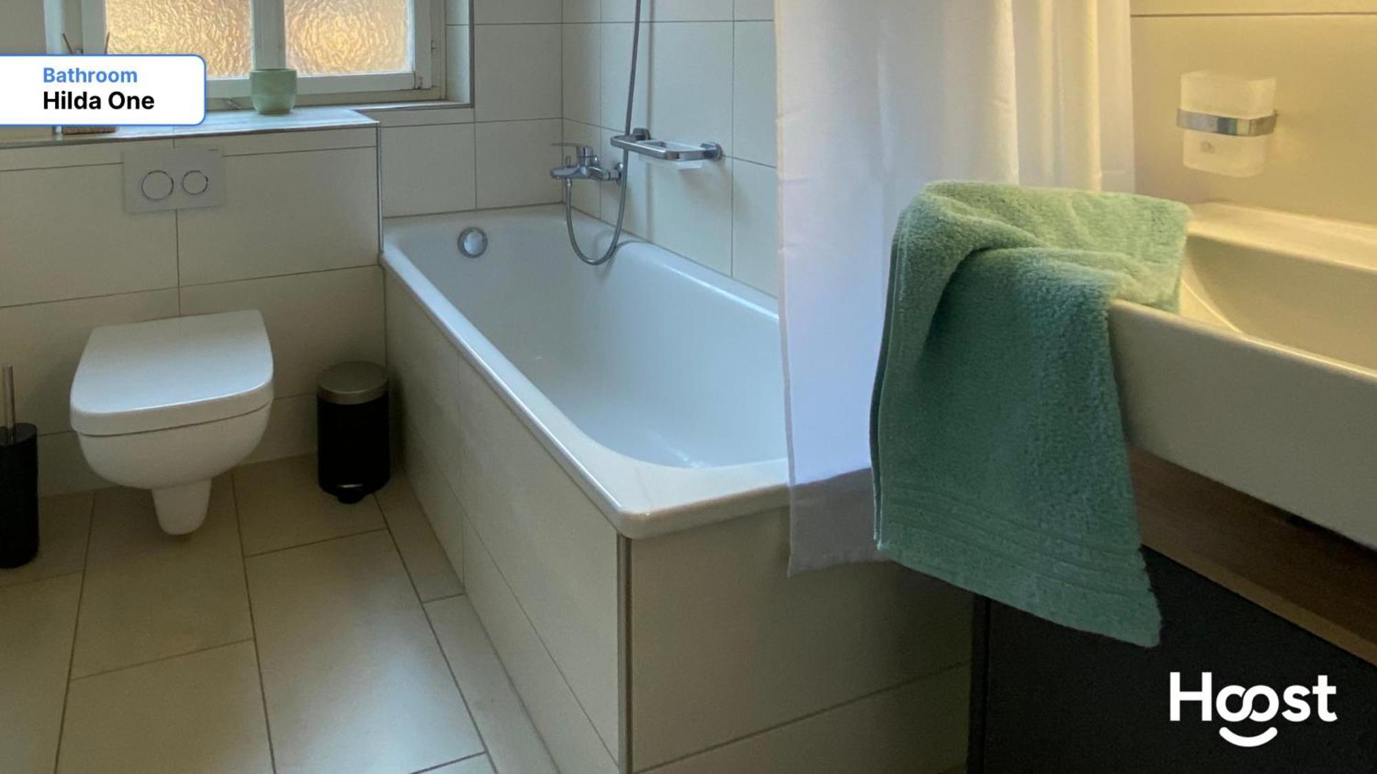 H1 With 4,5 Room, Bathroom, Kitchen, Central, Quiet & Modern With Office 취리히 외부 사진
