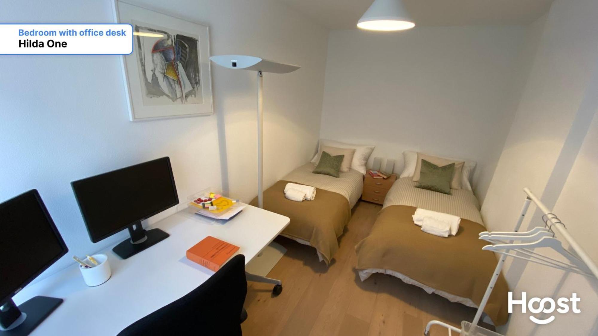 H1 With 4,5 Room, Bathroom, Kitchen, Central, Quiet & Modern With Office 취리히 외부 사진